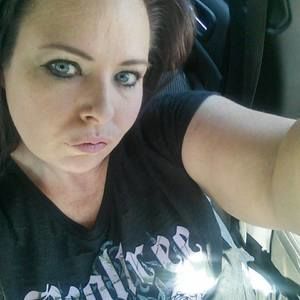 Meet your Posher, Amanda j